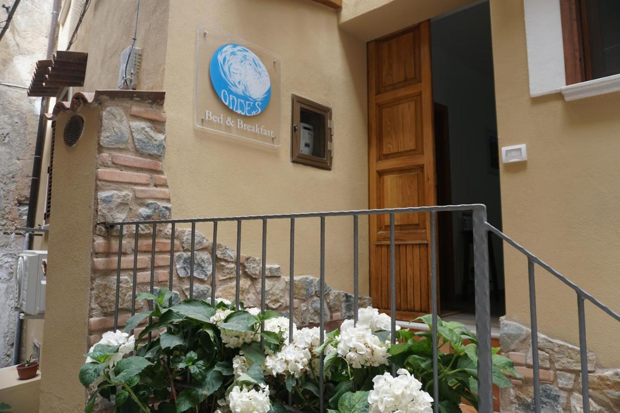 Casa Vacanze B&B Ondes Camerota Exterior foto